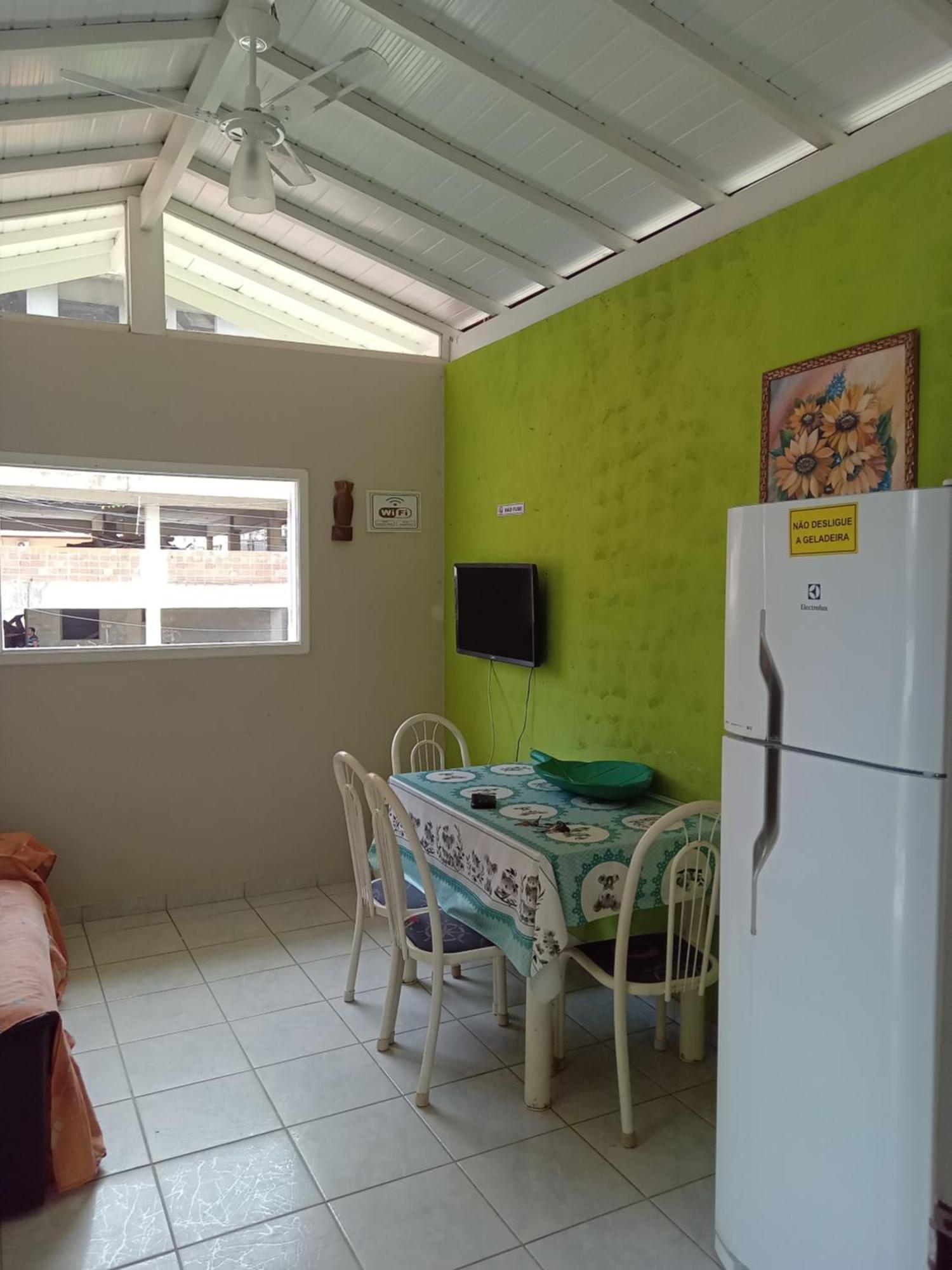 Casa de férias Sobrado 5 Pessoas *